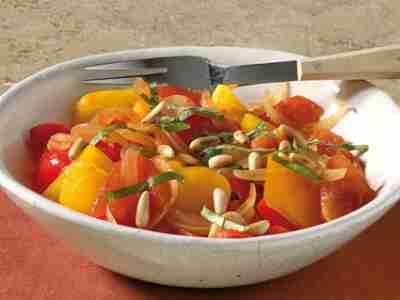Pikanter Peperonata-Salat
