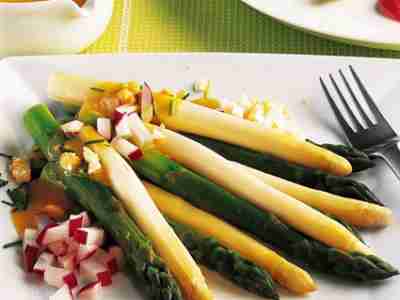 Spargel mit Eier-Vinaigrette