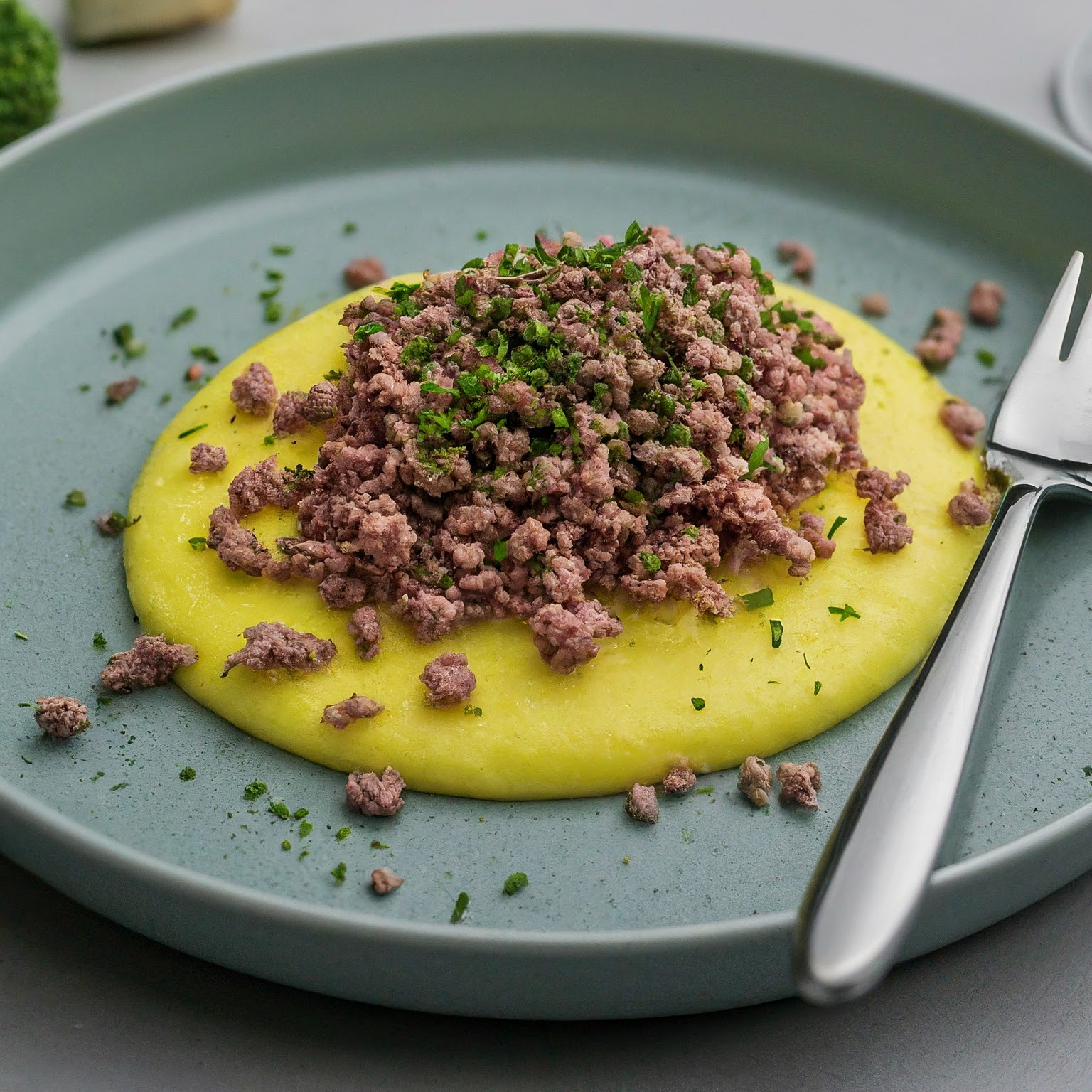 Blumenkohlpueree-mit-Hackfleischtopping Blumenkohlpüree mit Hackfleischtopping