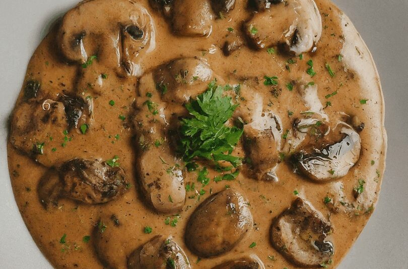 Champignons Rahmsoße – Einfache Champignonrahmsauce