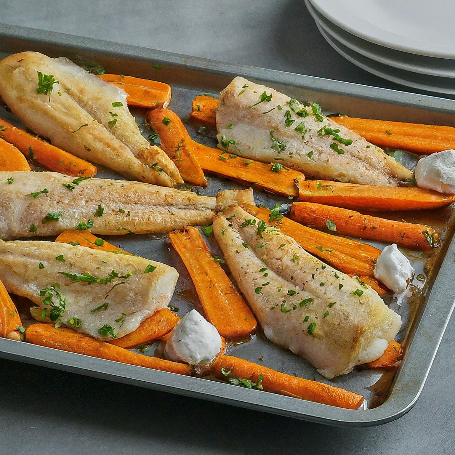 Fischstaebchen-im-Backofen-–-Fischstaebchen-und-Moehren-vom-Blech Fischstäbchen im Backofen – Fischstäbchen und Möhren vom Blech