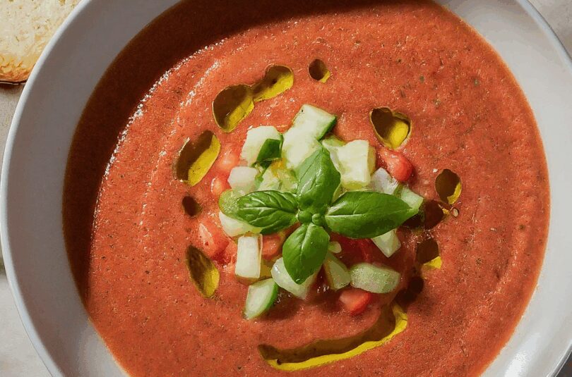 Gazpacho Andaluz – Die erfrischende Sommer-Suppe