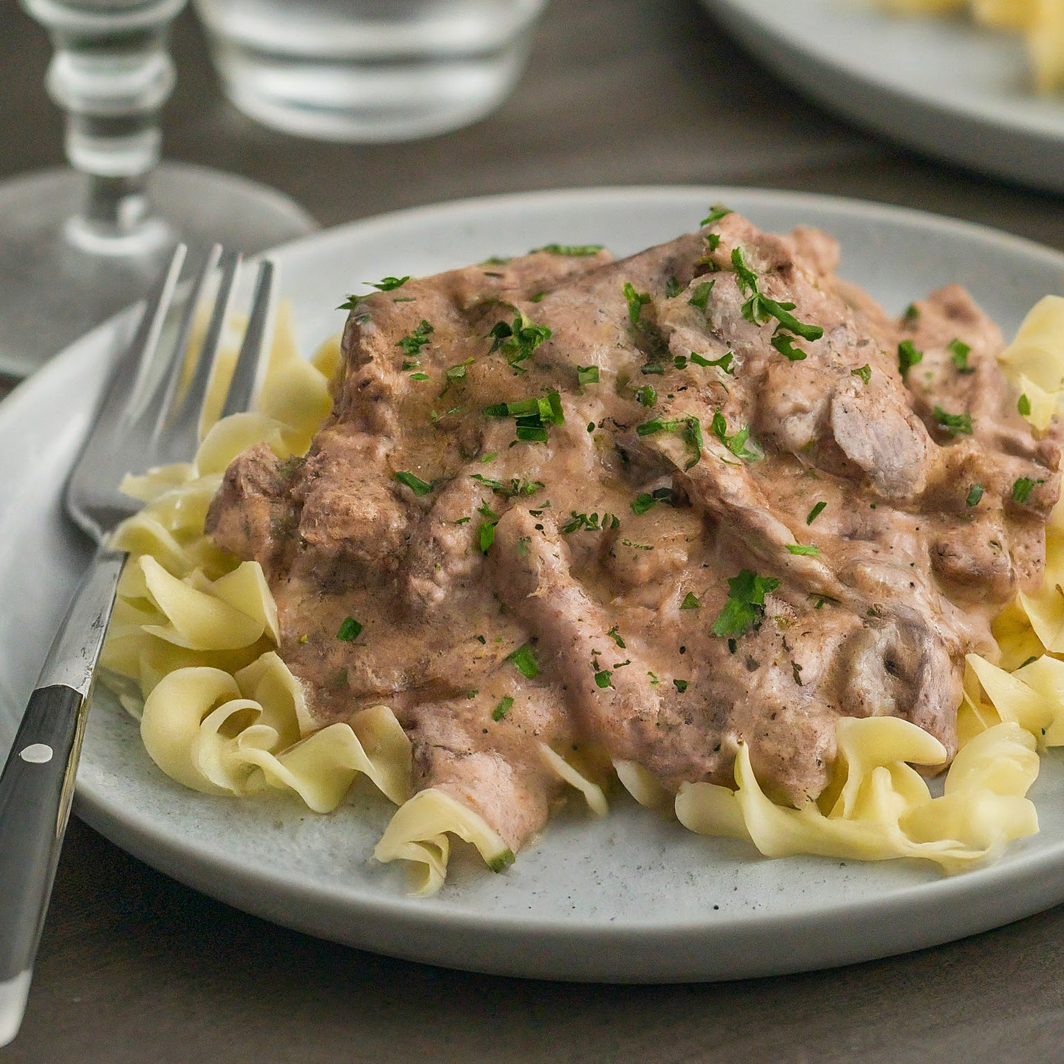 Rindfleisch-Art-Stroganoff-–-Schnell-038-Einfach Rindfleisch Art Stroganoff – Schnell & Einfach