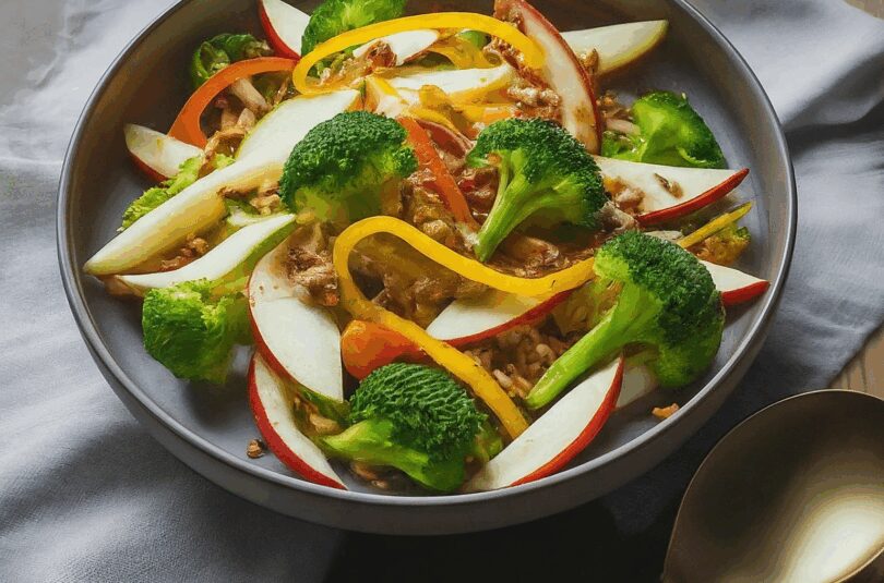 Roh Honig – Brokkoli Paprika Apfel Salat