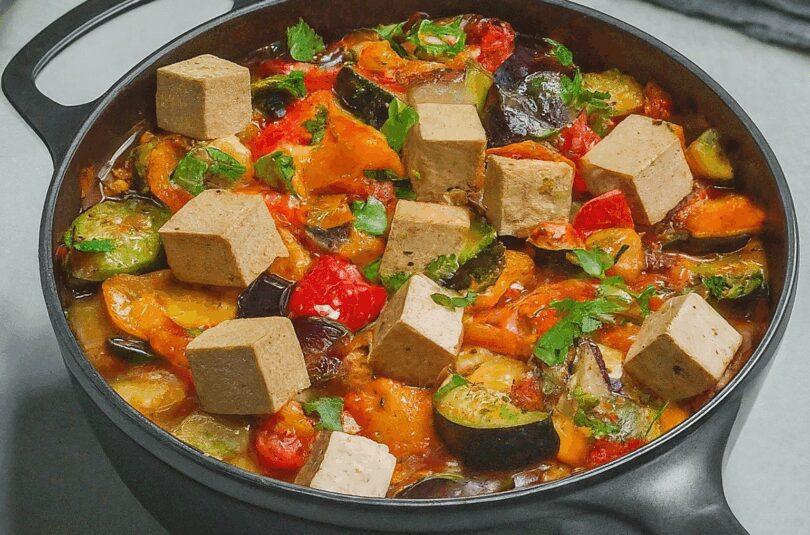 Schnelle Gemüsepfanne mit Tofu
