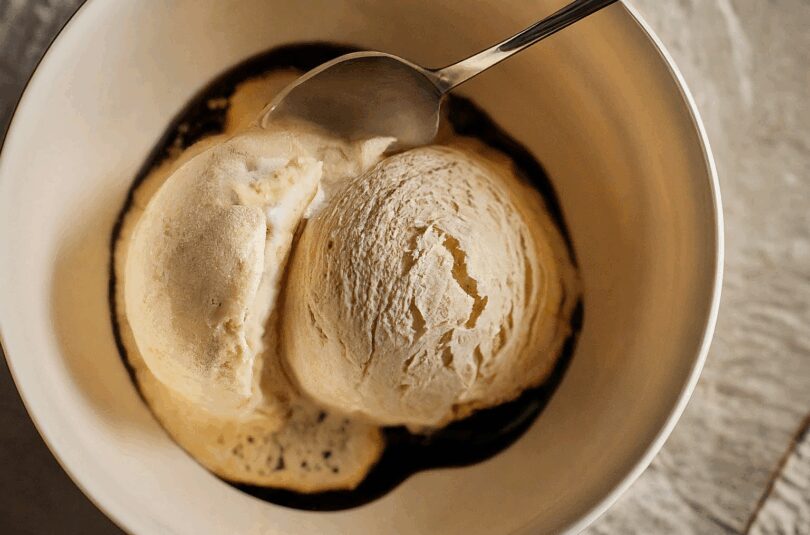 Vanilleeis-mit-Espresso-–-Affogato Vanilleeis mit Espresso – Affogato