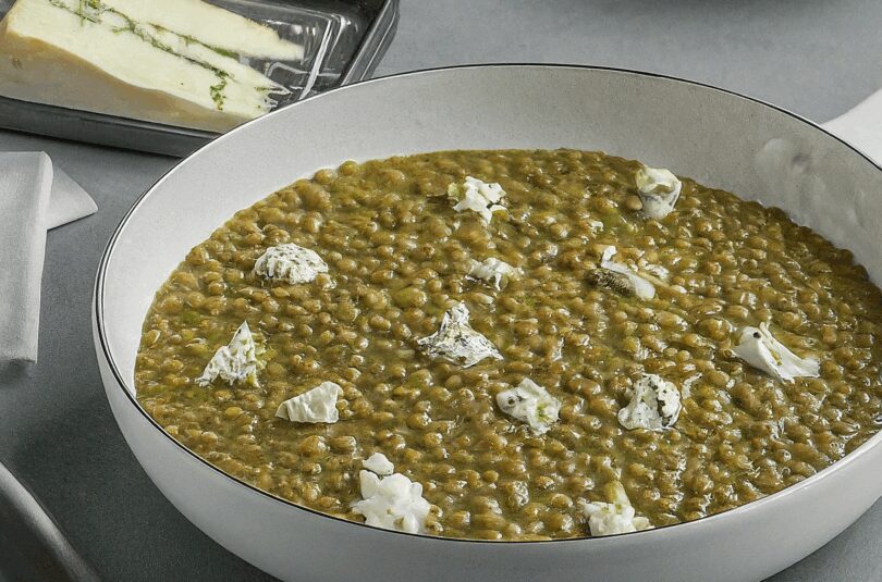 Grüne Linsen mit Ziegenfrischkäse