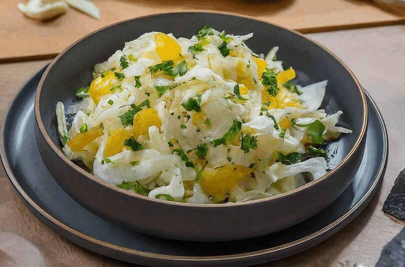 Knackiger Weißkohlsalat – Rohkost Genuss