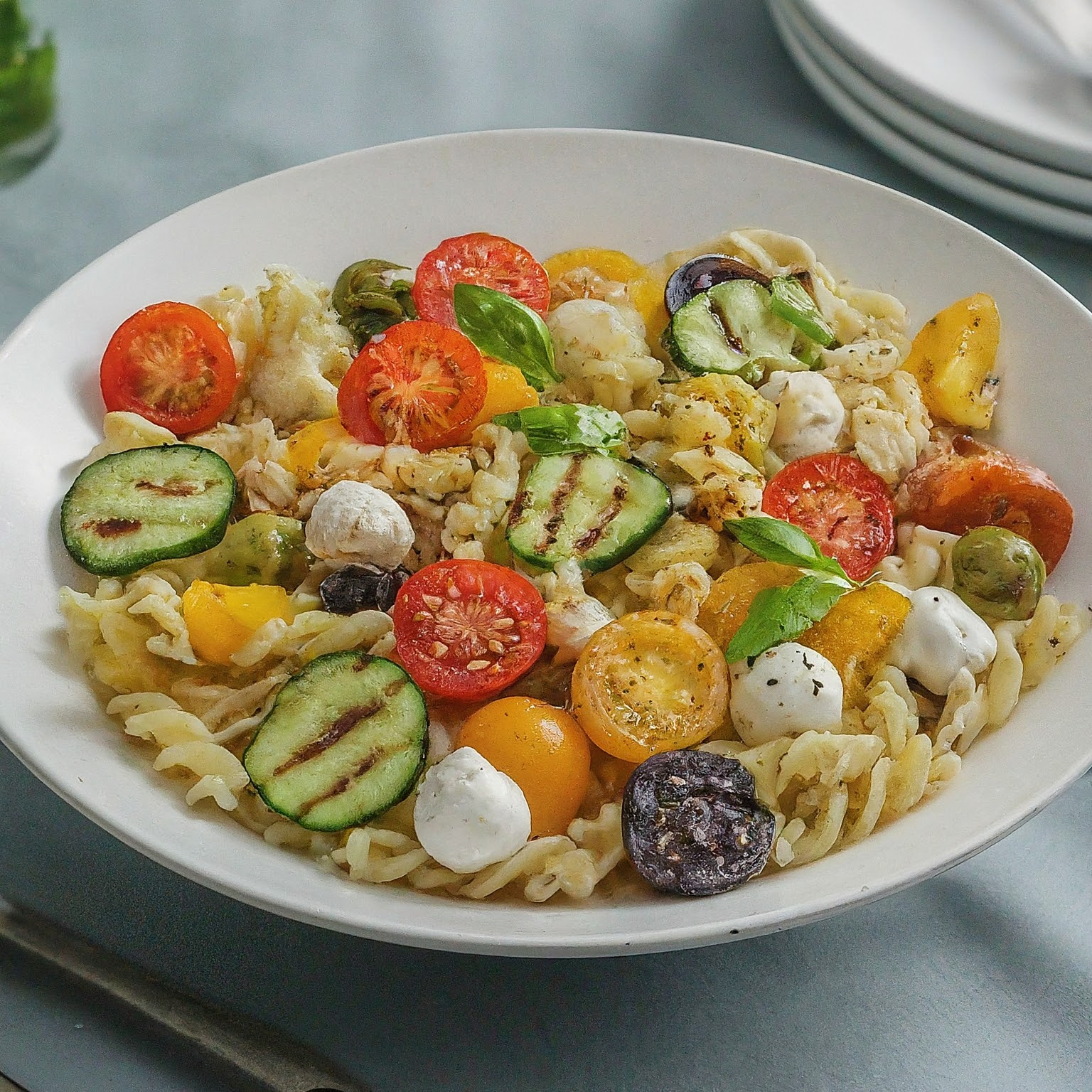 Sommerlicher-Nudelsalat-vom-Grill Sommerlicher Nudelsalat vom Grill