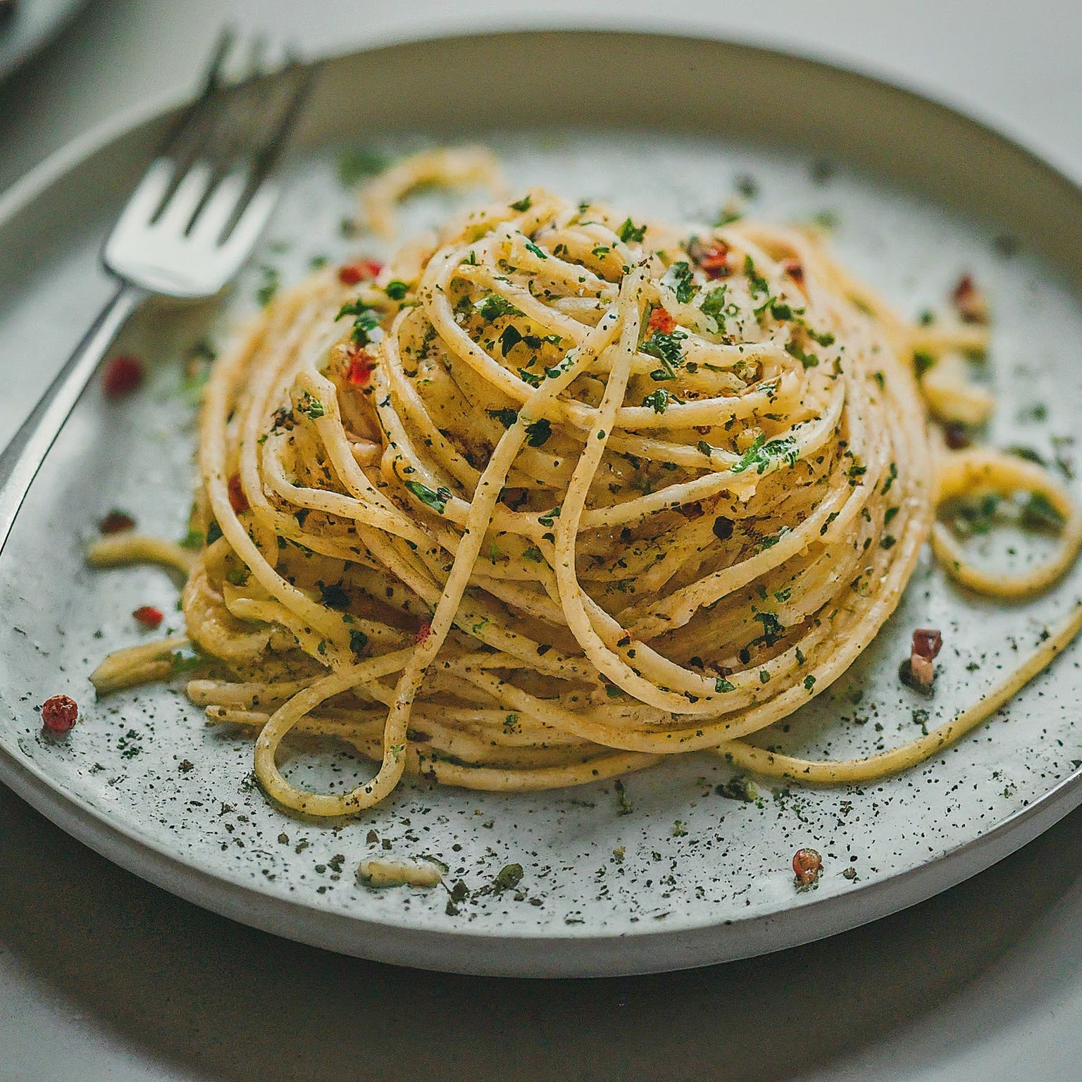 Spaghetti-Aglio-Olio-Original-Italienisch-–-Spaghetti-Aglio-Olio-E-Peperoncino Spaghetti Aglio Olio Original Italienisch – Spaghetti Aglio Olio E Peperoncino