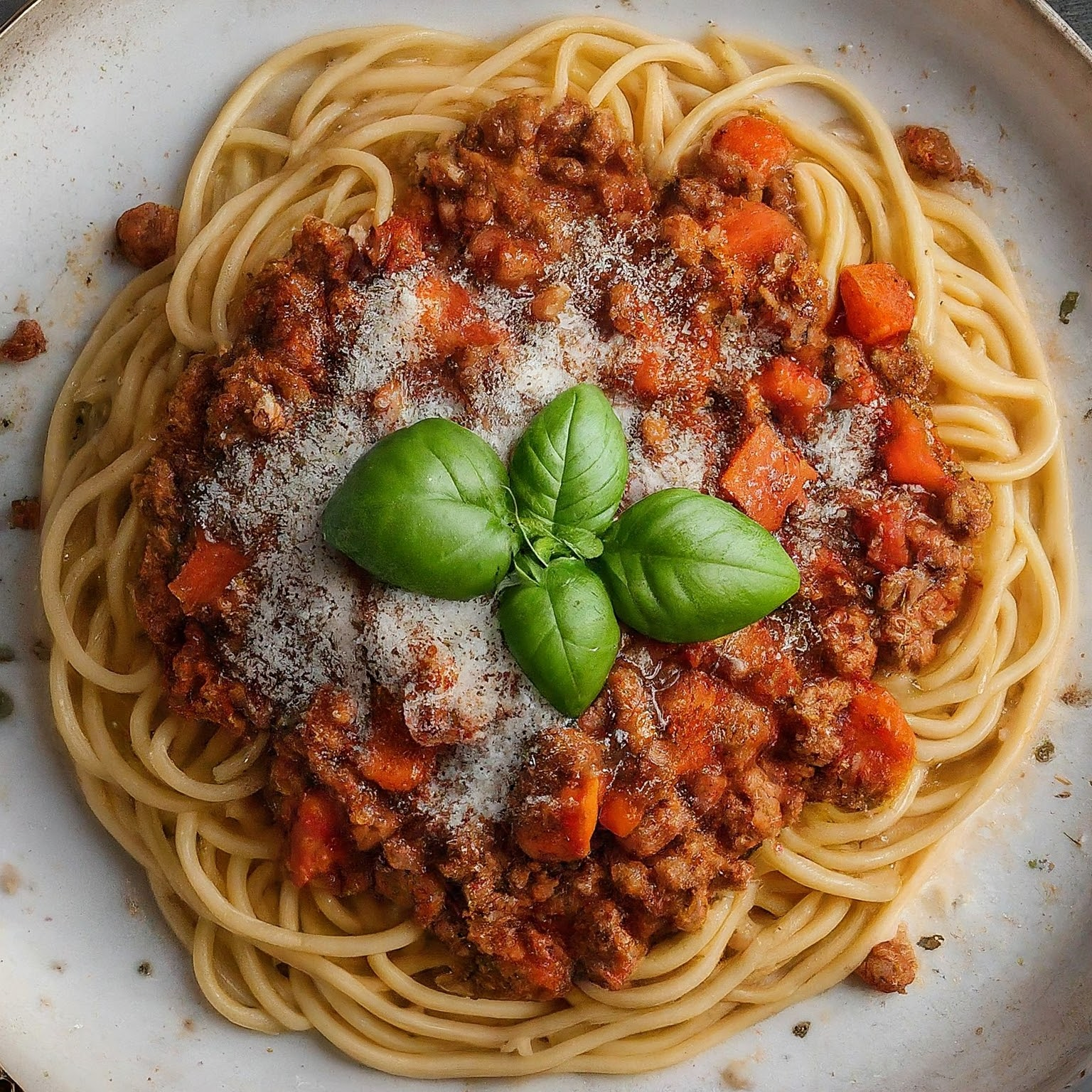 Spaghetti-Bolognese-–-Der-Klassiker-neu-interpretiert Spaghetti Bolognese – Der Klassiker neu interpretiert