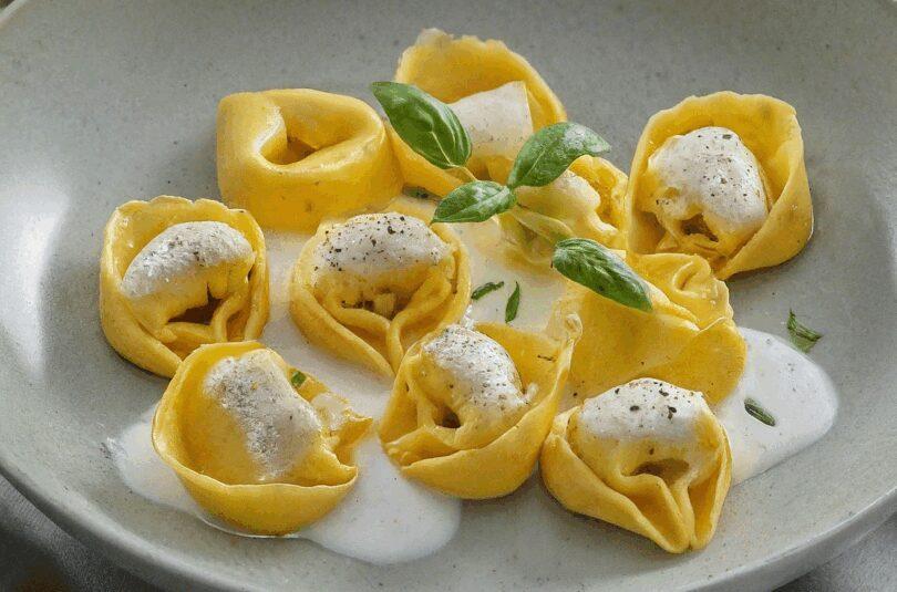 Tortellini Alla Panna – Cremige Köstlichkeit